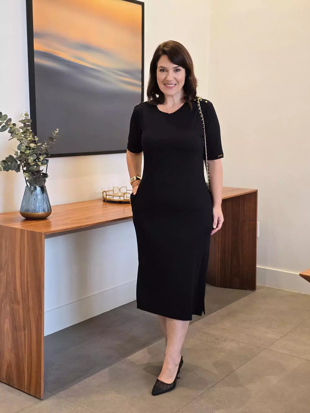 VESTIDO PRETO MAXI MIDI COM BOLSOS